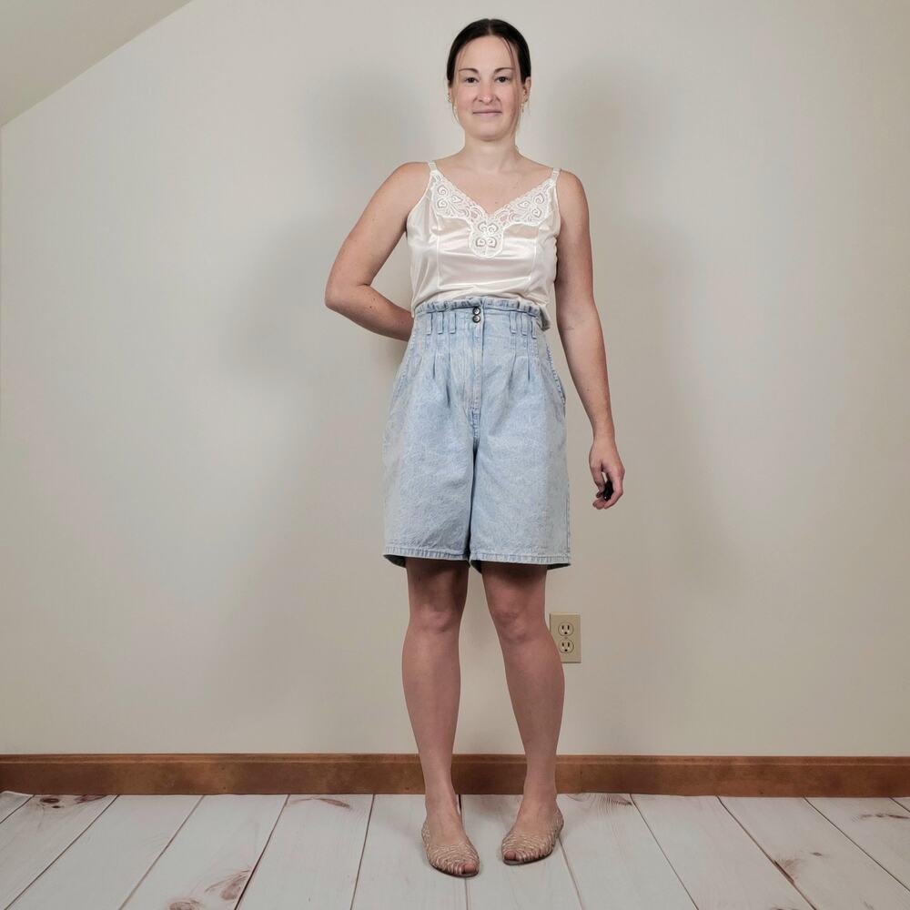 Vintage 80s 90s Mom Jean Shorts Acid Wash 31"